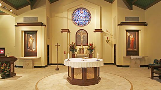 Interior of Holy Spirit Catholic Church in Sacramento, California