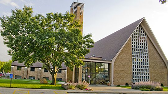 American Lutheran Church, Worthington, MN exterior.